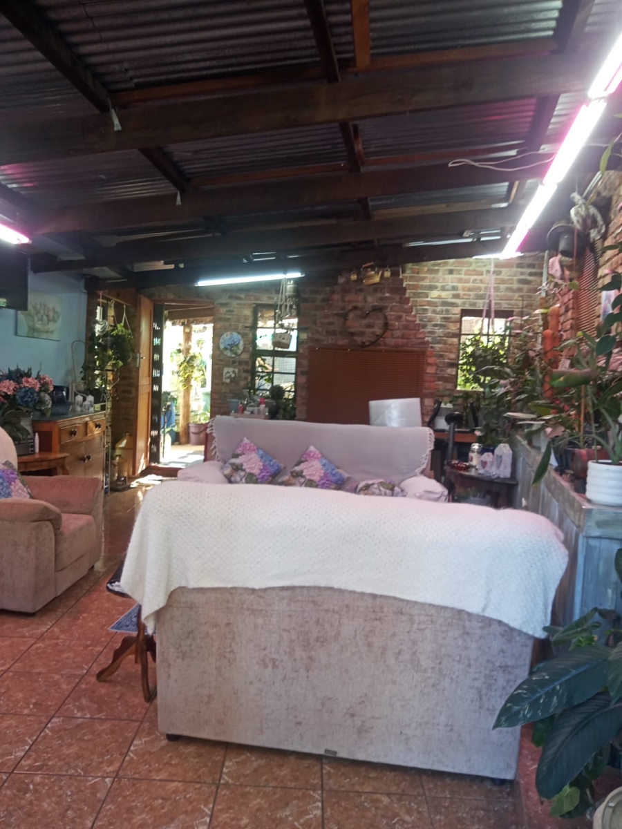 3 Bedroom Property for Sale in Van Riebeeck Hoogte Eastern Cape
